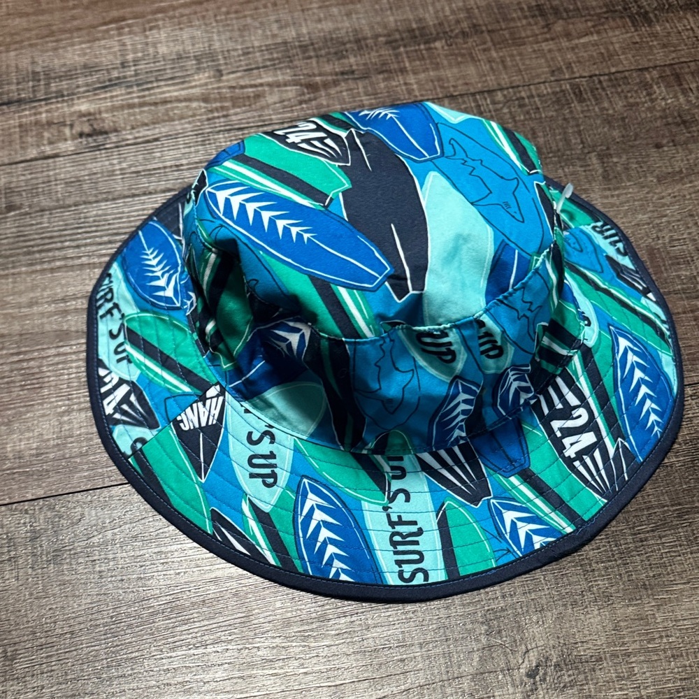 NWT Blue and Green Surf  Reversible Bucket Hat